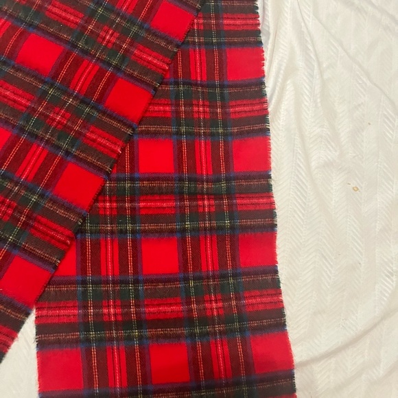 Steward Royal Wool Scarf - Picture 6 of 10